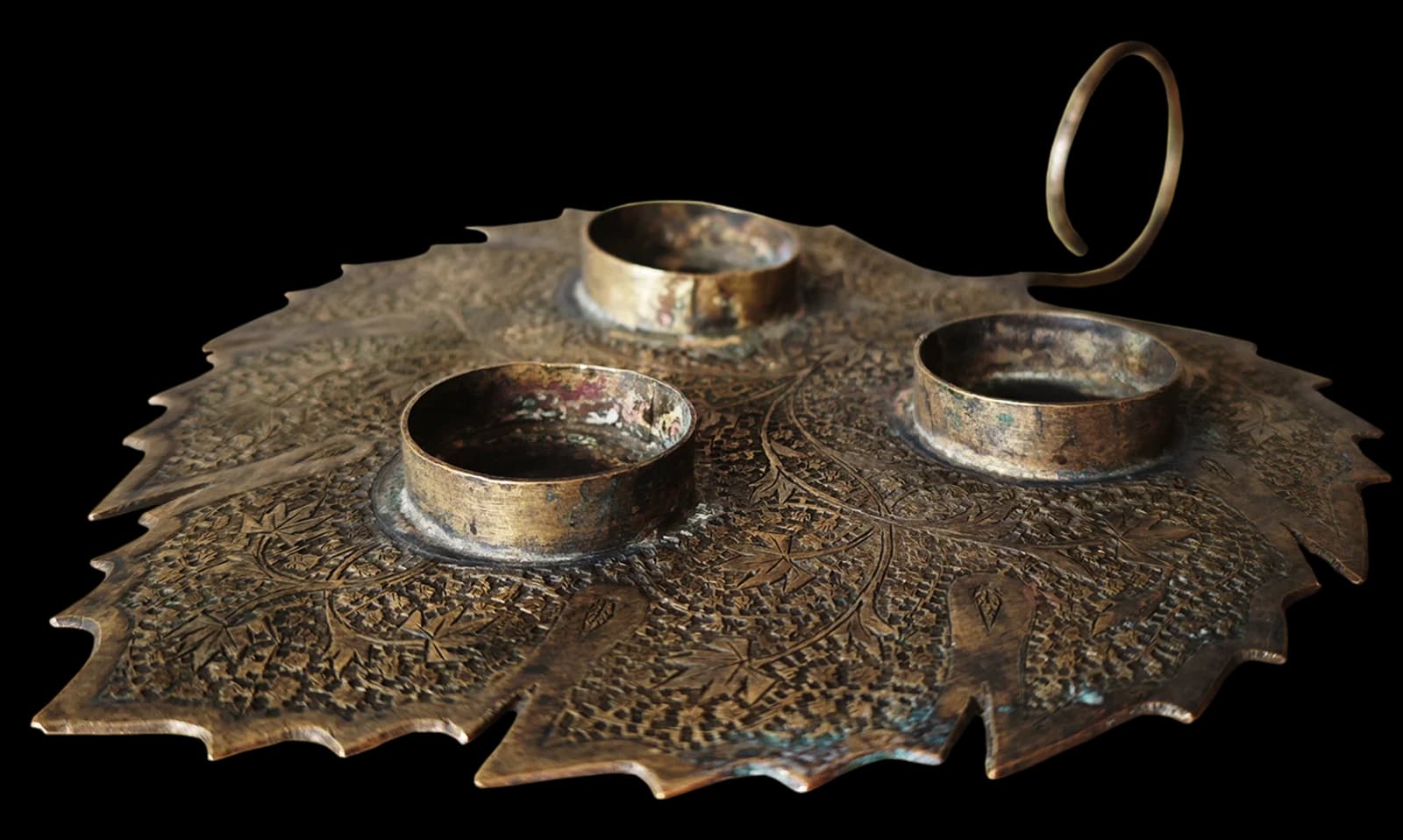 Brass maple-leaf-shaped tray with three cup holders
